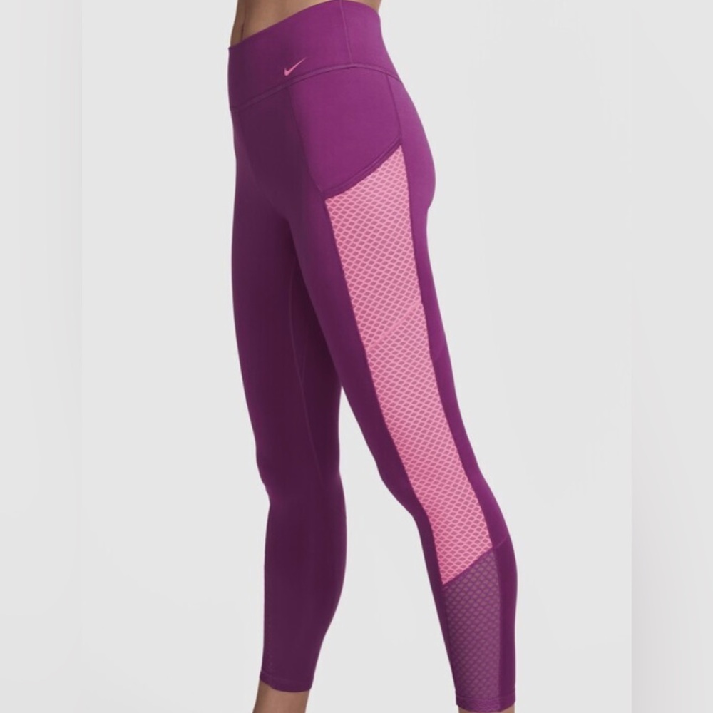 Nike Women's Therma Fit One Mid-Rise Leggings